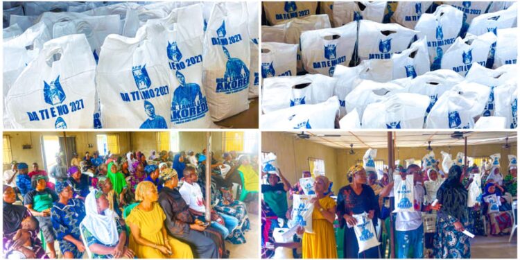 Ibarapa North Council Chair, Lateef Akorede Presents Food Items and N50,000 Cash Gifts to Over 100 Women Across Ibarapa North Local Government