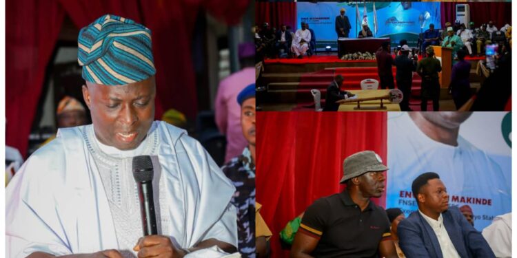 [VIDEOS] Cheers At Mapo Hall As Aduke and Abeo Resolve Long-Standing Iyaloja Dispute