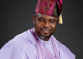 Former Labour Party Governorship Candidate, Hon. Alhaji Tawfik Tayo Akinwale Dumps APC for APM, Backs Makinde for President, Adekanmbi for Governor