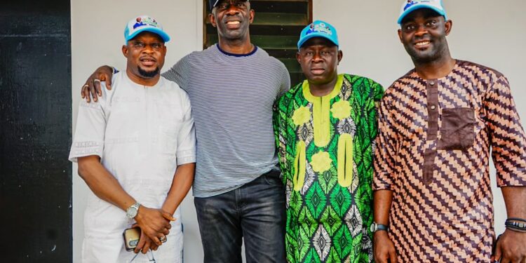 Arapaja Loyalist, Damola Olayiwola, Declares for APM, Rally behind Adekanmbi for Oyo Governorship