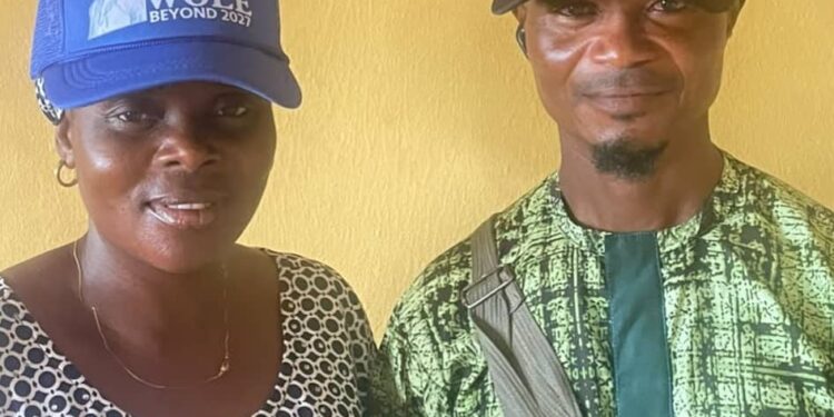 *AKINYELE IS ONE AND UNITED: Leading Constituency I Aspirant Supports Incumbent Chairman, Donates Souvenirs*