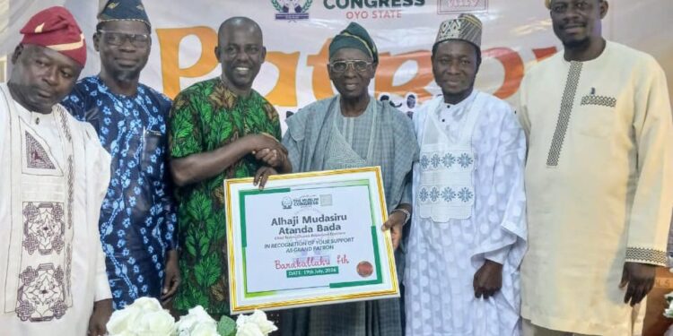 Oyo Muslim Congress honors Oluyole APM Reps candidate, Olatunji with Special Recognition Award