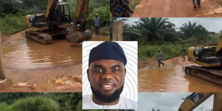 Akinyele Constituency II OYHA APM Candidate, Hon. Olalere Solomon (ERE), Dredges Seriki Okegbemi Olorisa Oko River To Prevent Flooding