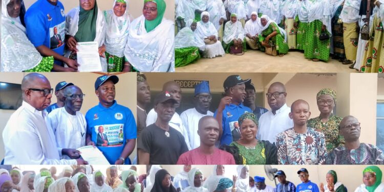 *Ona-Ara LG Chairman, Dr. Temitope Kolapo GLORIOUS, Donates Land To CAN And FOMWAN, Officially Presents Allocation Documents*