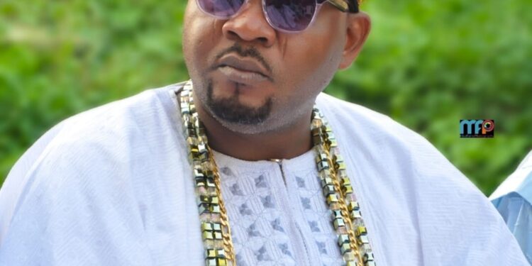 Breaking: Ex-APC 2027 Aspirant, Mogaji Olaide Sarafadeen Olalere (ERE), Defects to APM, Backs Makinde, Adekanmbi, Odidi Omo, Agboworin