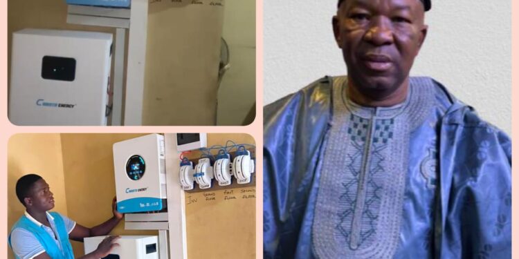 Saki West Council Chairman, Hon. Gbenga Akinola, Installs Solar Power System to Energise Entire Council Secretariat