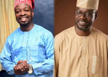 Lagelu LG Chairman Kamorudeen Presents Land Allocation for Indigenes Club’s CBT Centre Project