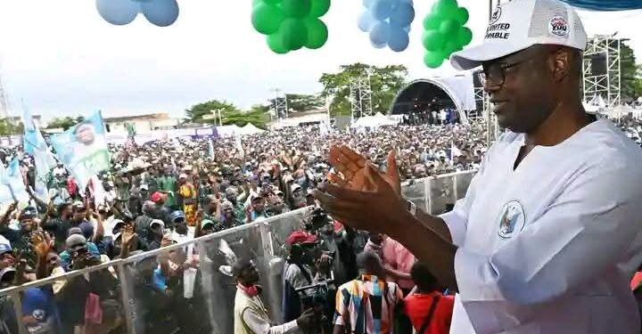 Political Tsunami hits Oyo APC as OYO APM harvests over 50,000 members