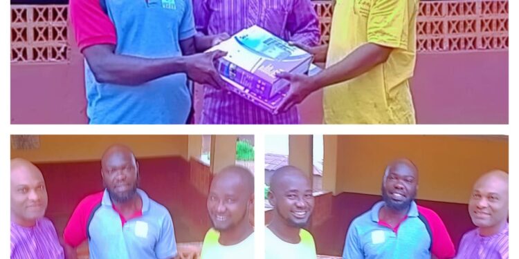 Hon. Fapetu Stephen Donates Solar Light to Olosun Health Centre