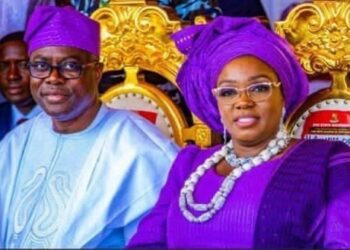 Egbeda Council Secretary, Hon. Mrs. Tope Aworele, Congratulates Makinde, Wife on Installation as Aare Asoludero and Yeye Aare Asoludero of Ibarapaland