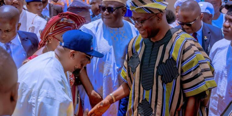 Ibarapakan Celebrates Makinde as Asoludero, Applauds His Uncommon Love for Ibarapa