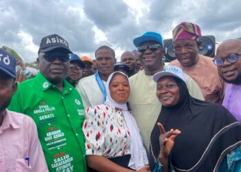 Abiodun Oni Donates ₦1m to Otito Inu Muslim Cooperative Society for Proposed Hall