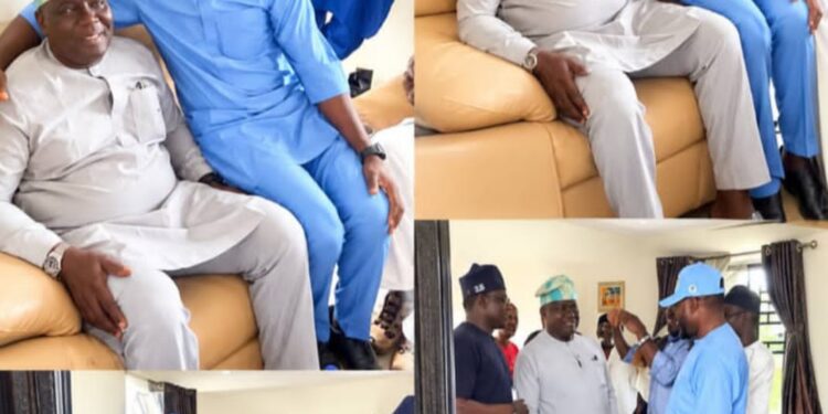 Mogaji Wasiu Adesola Ishola Felicitates Olubadan Oba Rashidi Ladoja on 81st Birthday and First Anniversary on the Throne