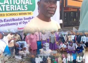 Rep Agboworin Distributes 500 Chairs, 10,600 Notebooks, 900 Textbooks to Schools in Ibadan North-East and South-East Constituency 