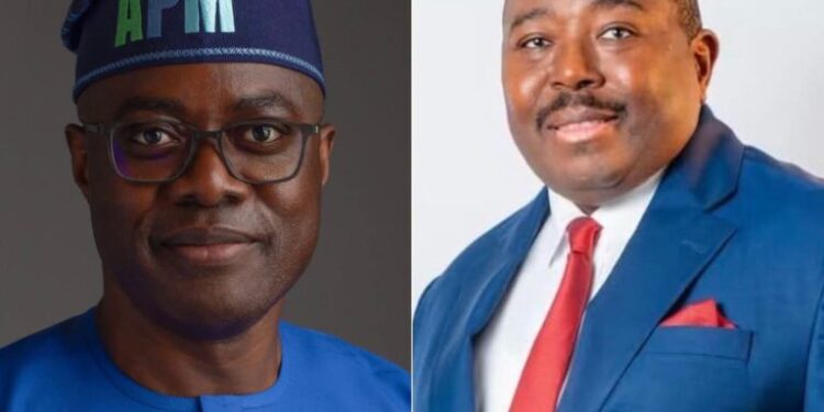 Ibadan North Council Chairman, Olufade, Presents Admission Letters To Six Scholarship Beneficiaries Of Abiola Ajimobi Technical University