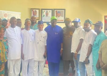 *BREAKING: Political Defections Shake Akinyele as Hon. Wole Akinleye set to Empty Opposition Parties in Akinyele LG, Welcomes Former APC Councillor, Other APC Members into APM*
